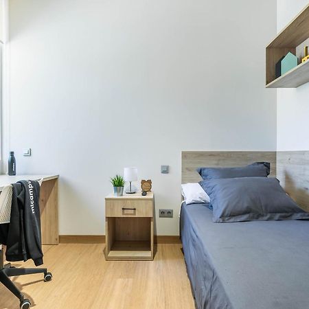 Micampus Aranjuez Student Residence Екстериор снимка