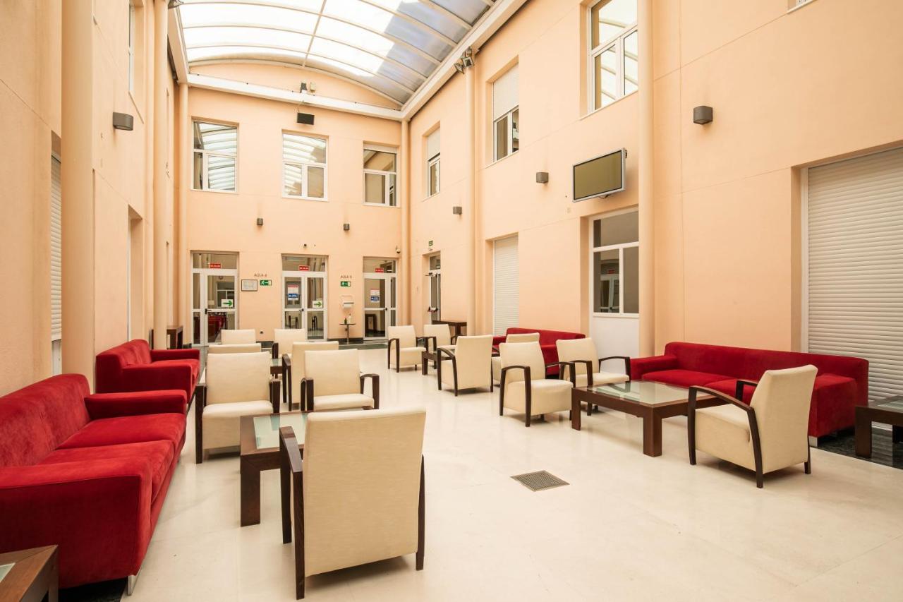 Micampus Aranjuez Student Residence Екстериор снимка